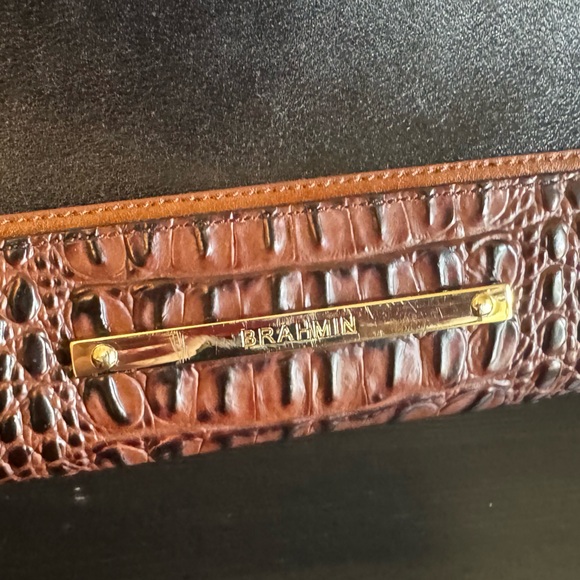 Black and brown Brahmin designer purse - Picture 2 of 6